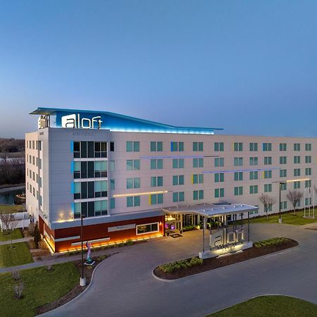 Hotel Aloft Wichita Exterior foto